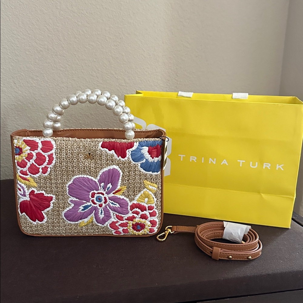 Trina Turk Multi-Color Floral Straw Mini Bag with Pearl Handle Cross Body - Picture 1 of 3
